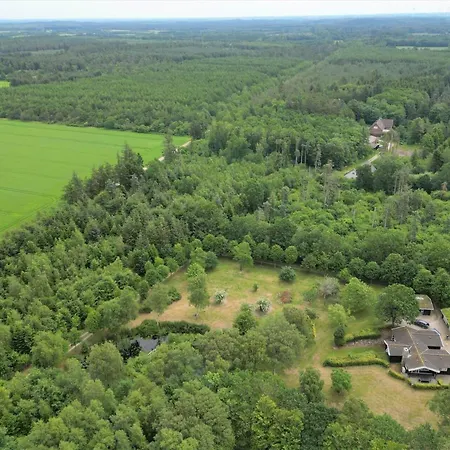 80182-vemb-ogelstrupvej-4 度假居 *